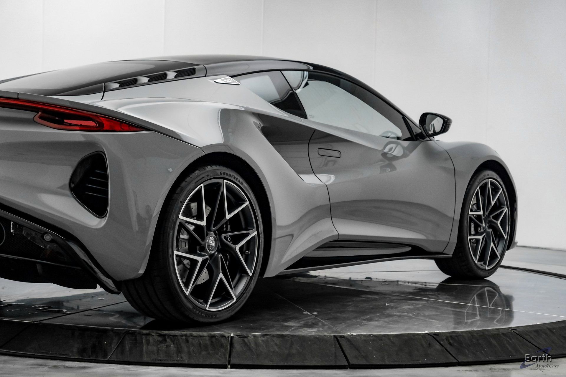 New 2026 Lotus Emira V6 SE Touring RWD image 19