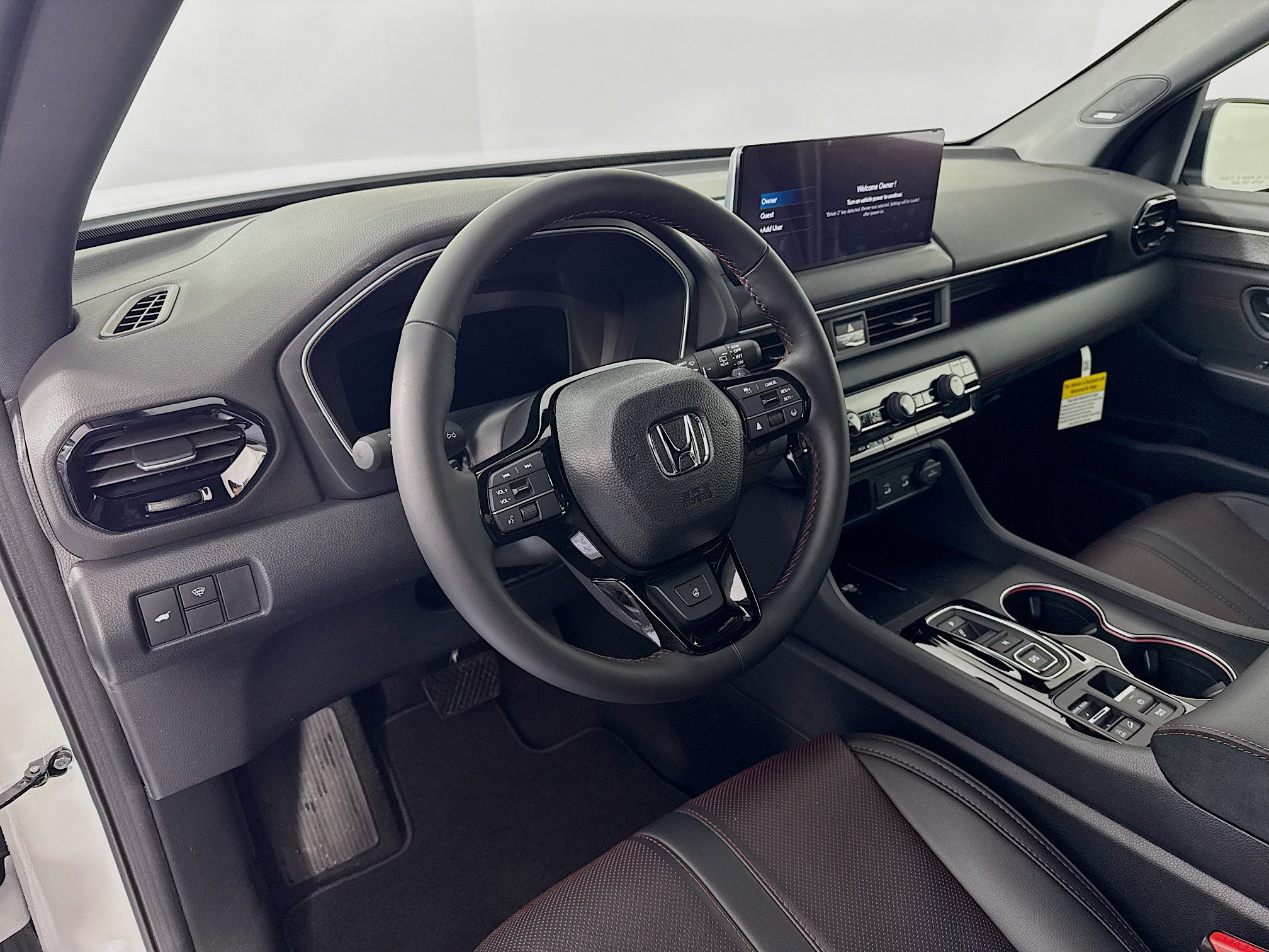 New 2026 Honda Pilot Black Edition image 9