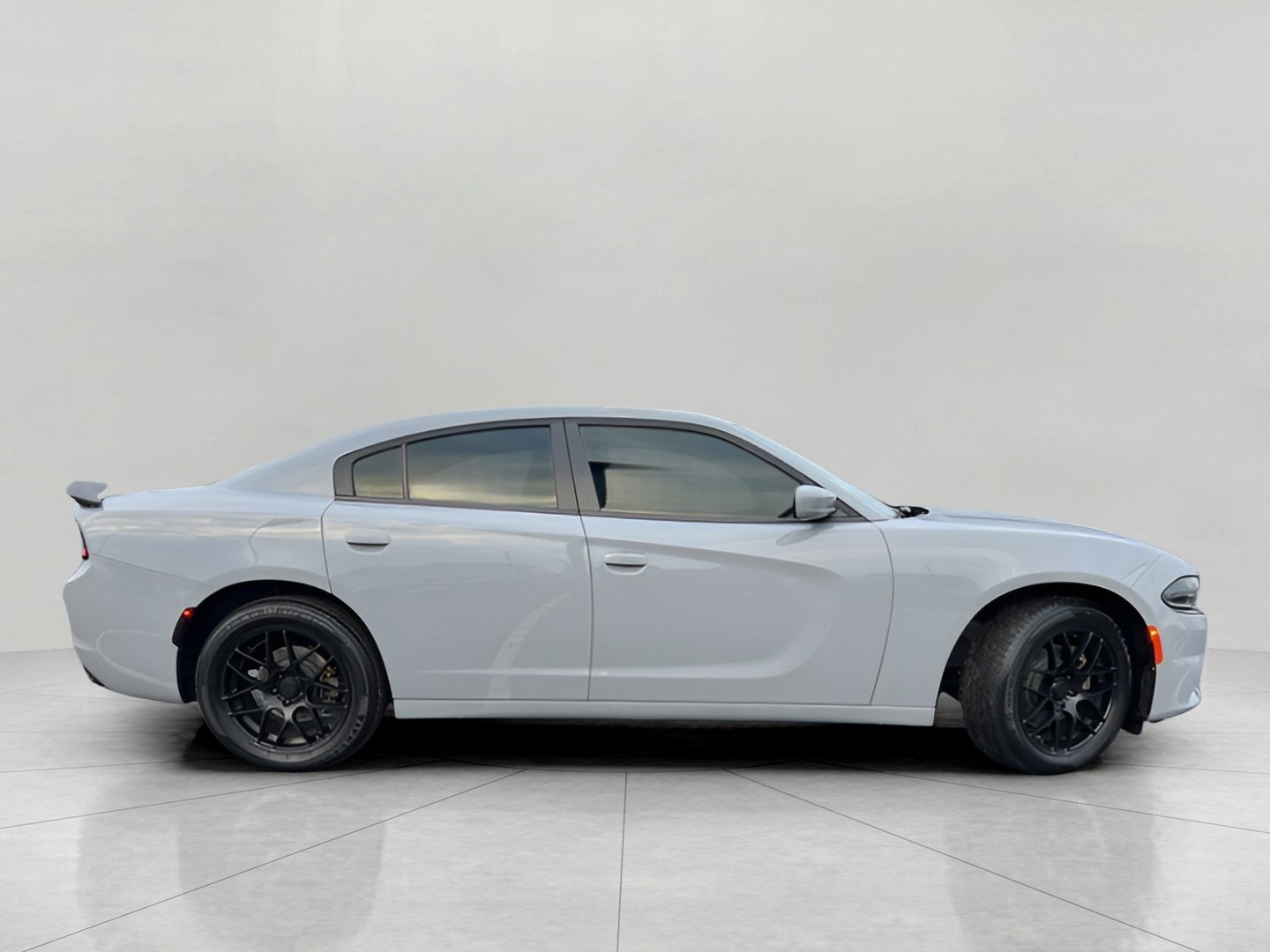 Used 2021 Dodge Charger SXT w/ Cold Weather Package image 9