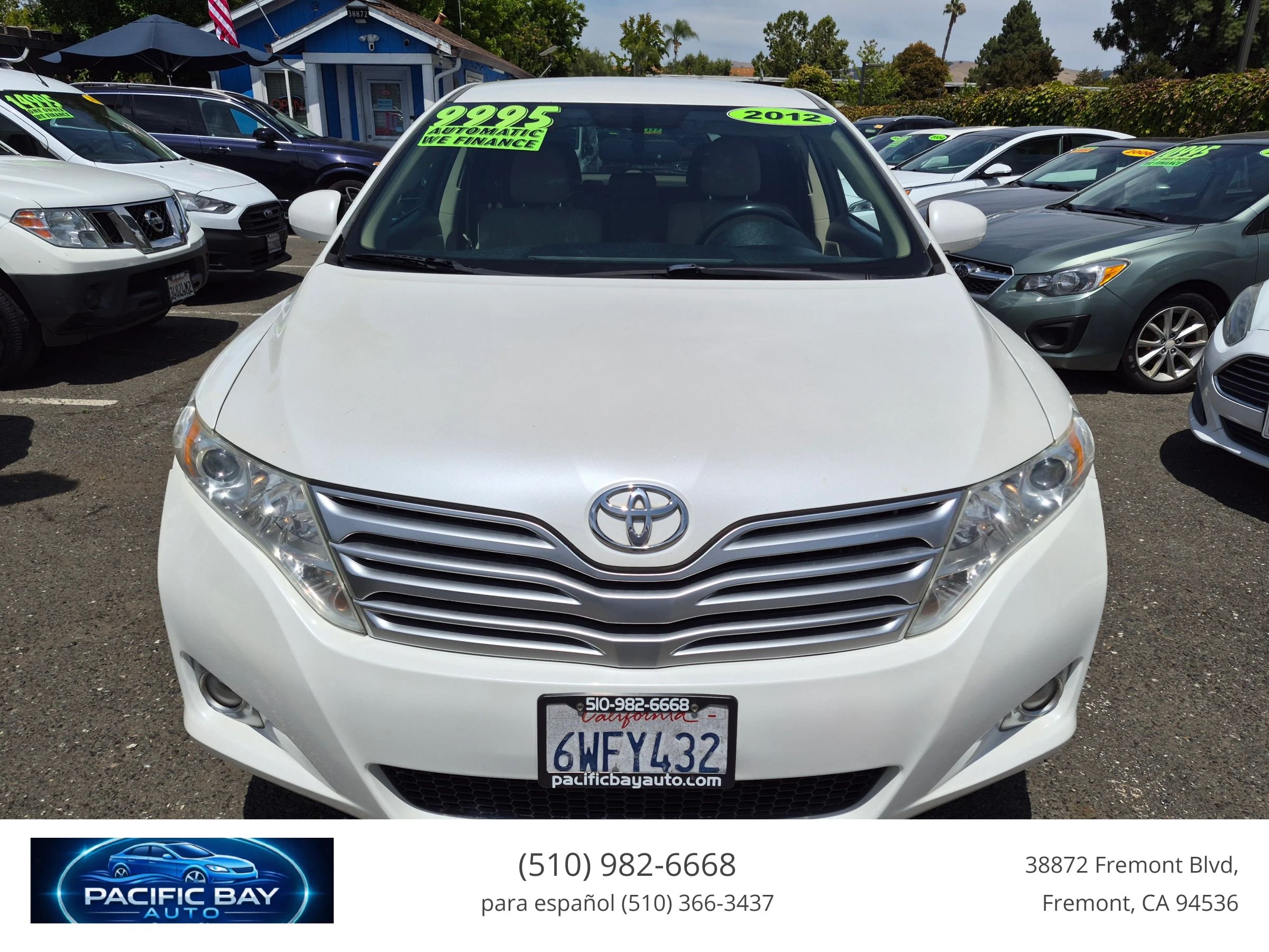 Used 2012 Toyota Venza LE w/ LE Convenience Pkg FWD image 2
