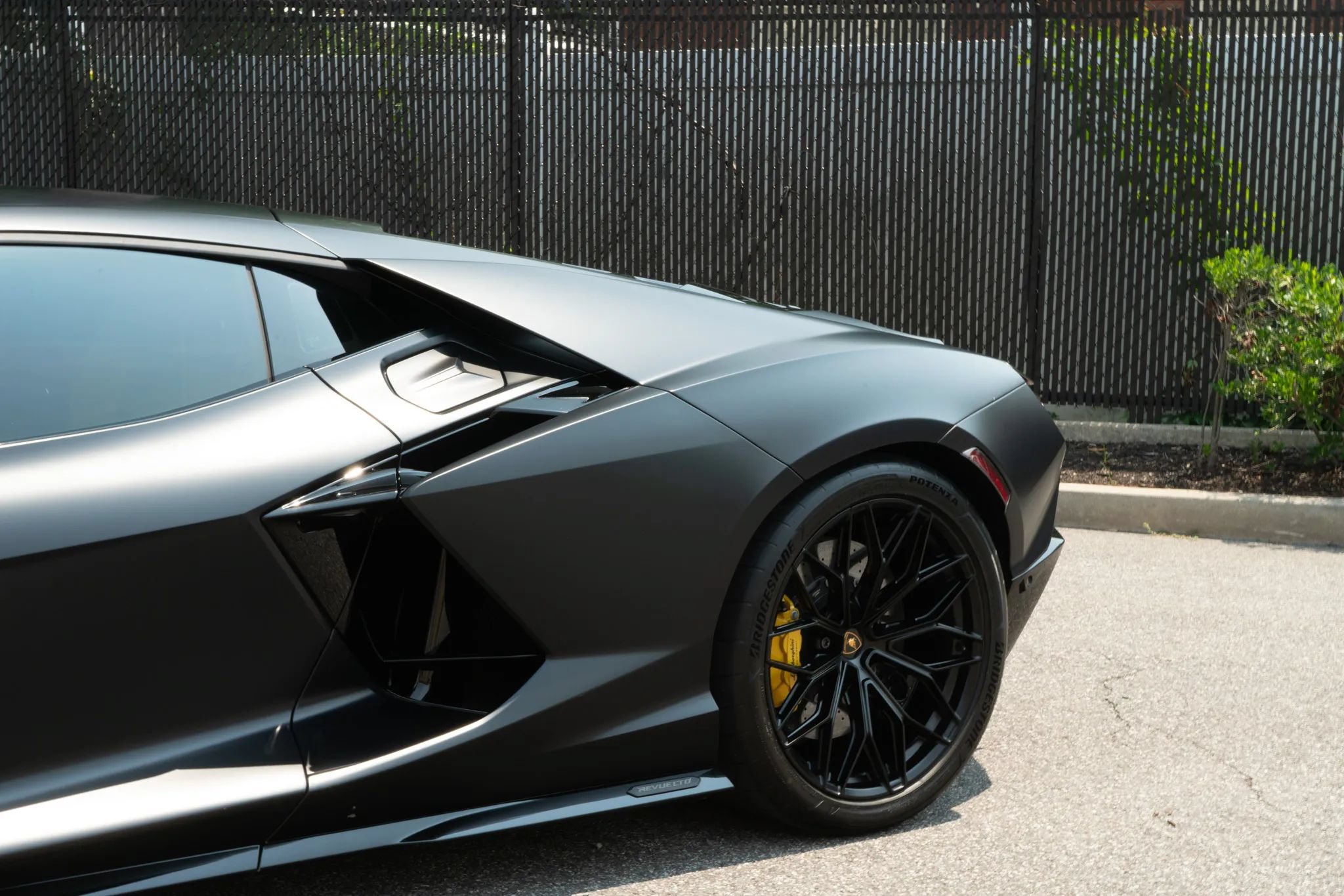 Used 2024 Lamborghini Revuelto AWD/4WD image 51