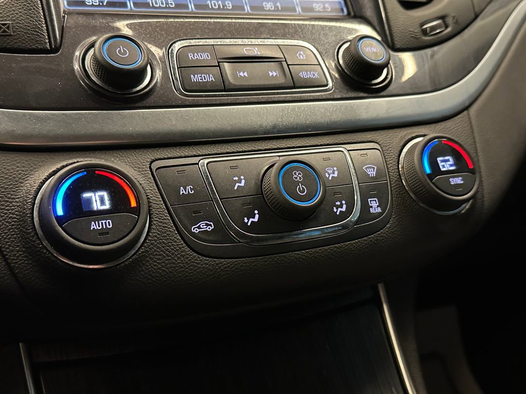 Used 2019 Chevrolet Impala LT image 14