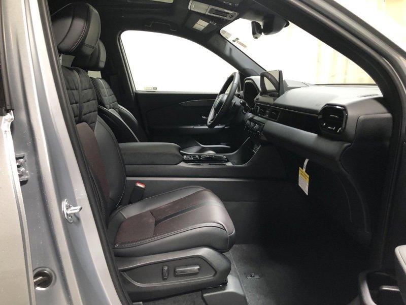 New 2026 Honda Pilot Black Edition image 13