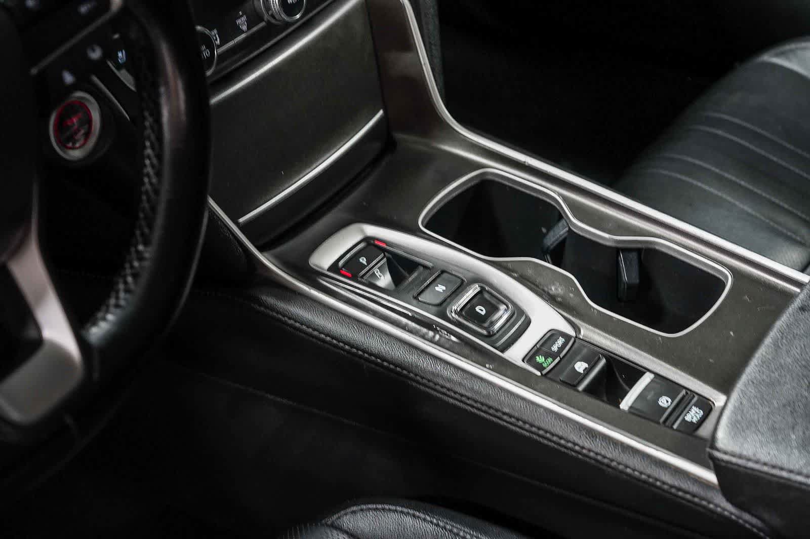 Used 2021 Honda Accord Touring image 24