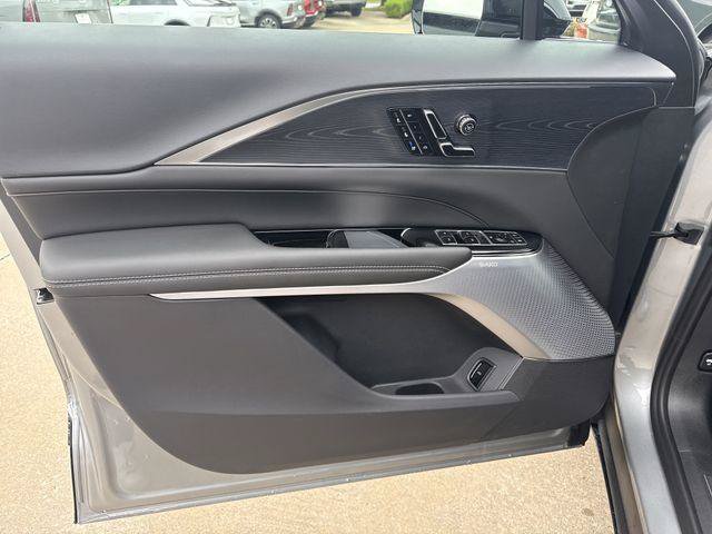 New 2026 Cadillac Lyriq Premium Luxury w/ LPO, Floor Liner Package RWD image 10