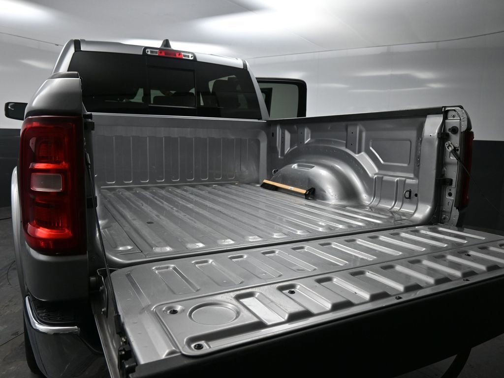 Used 2025 RAM 1500 Laramie image 24