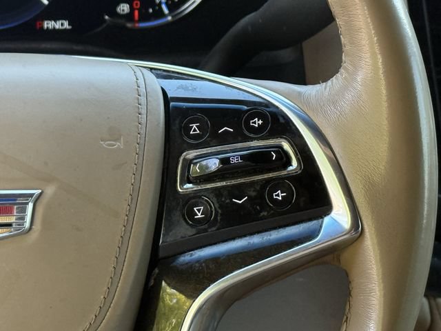 Used 2020 Cadillac Escalade Platinum RWD image 14