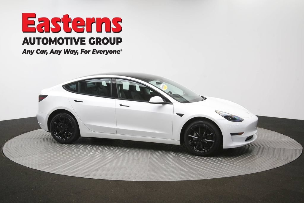 Used 2023 Tesla Model 3 Standard Range RWD image 40