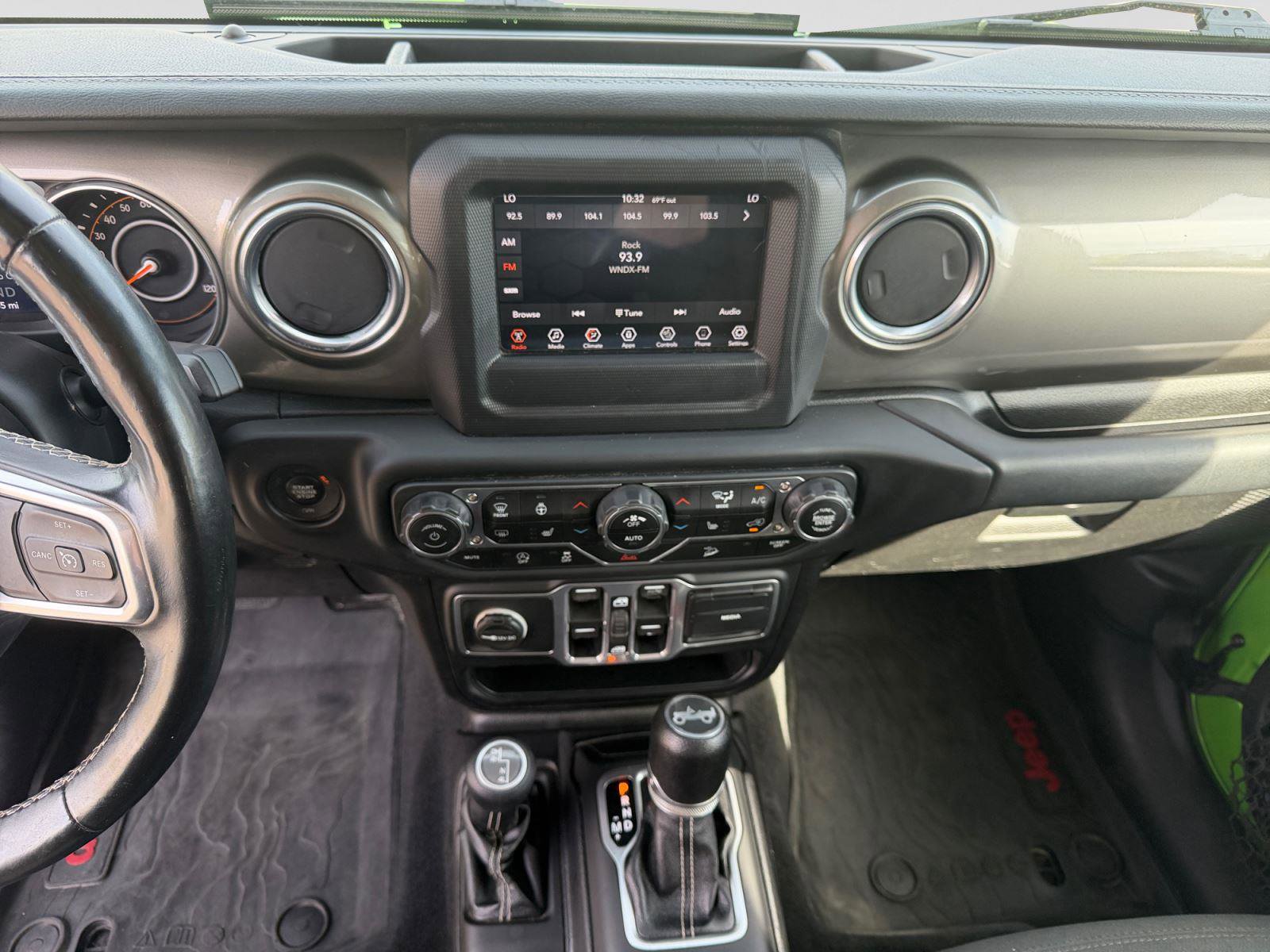 Used 2018 Jeep Wrangler Unlimited Sahara w/ Dual Top Group image 12