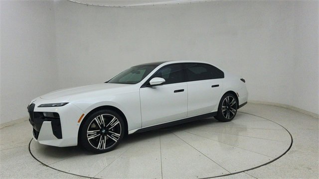 Used 2023 BMW 740i w/ Executive Package image 66