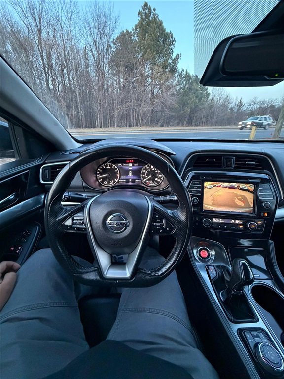 Used 2022 Nissan Maxima SV w/ Floor Mat Group image 13