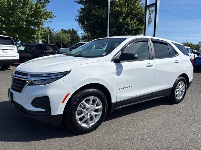 Used 2024 Chevrolet Equinox LS w/ LS Convenience Package AWD/4WD image 1