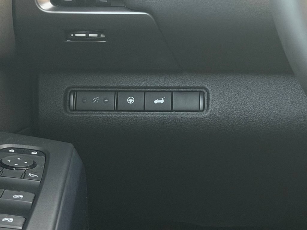 New 2026 Nissan Pathfinder Rock Creek AWD/4WD image 24