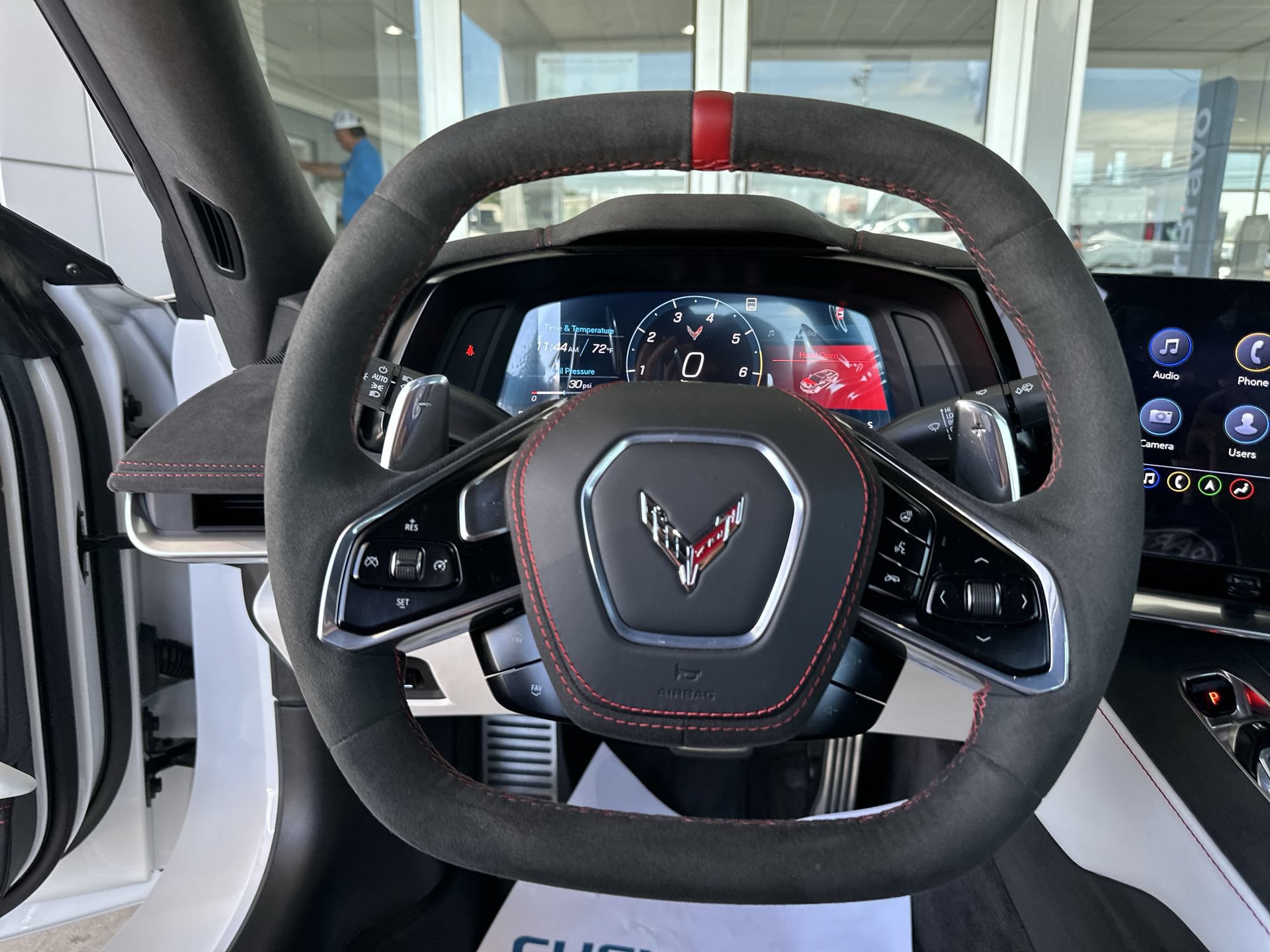 Used 2023 Chevrolet Corvette Stingray Premium Conv w/ Z51 Performance Package RWD image 12