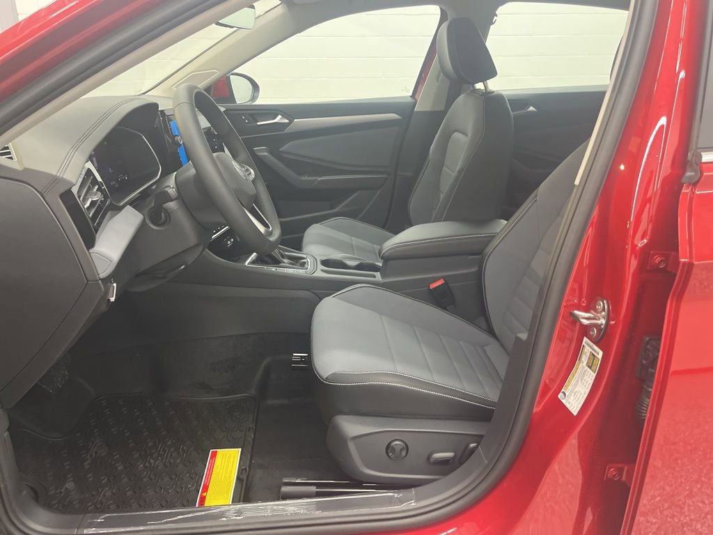 New 2026 Volkswagen Jetta SE image 14