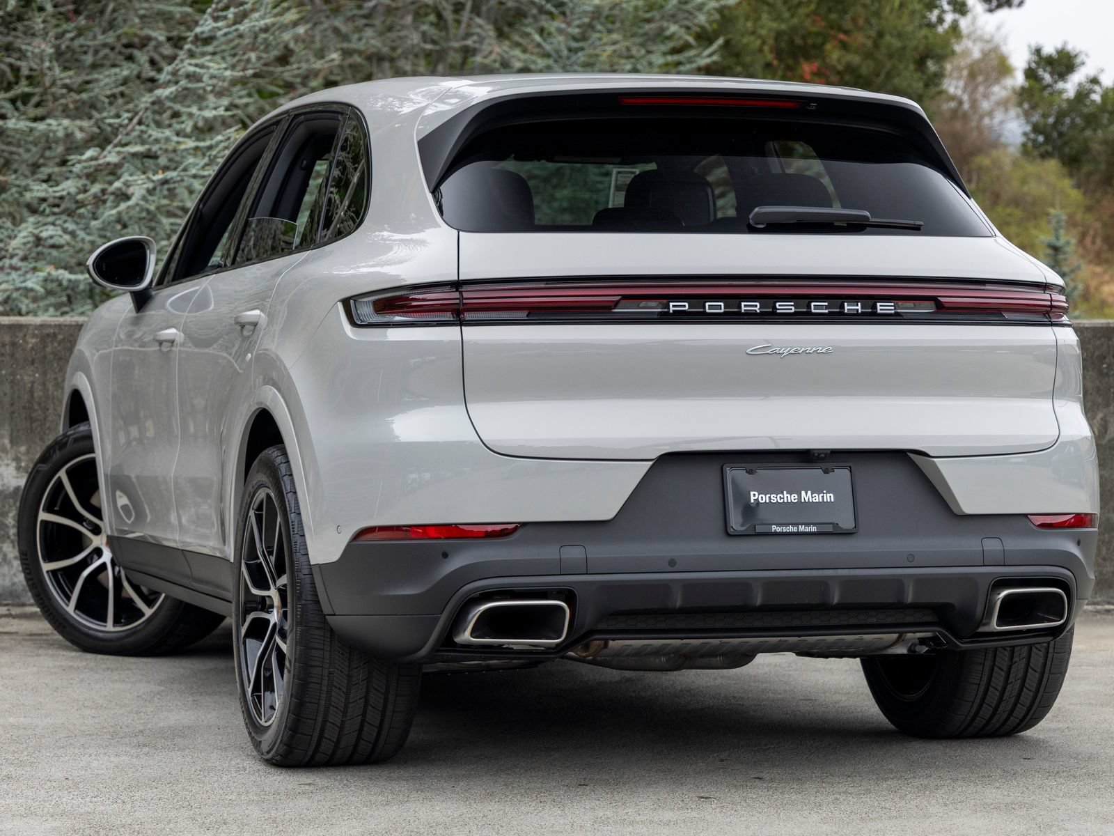 New 2026 Porsche Cayenne AWD/4WD image 3