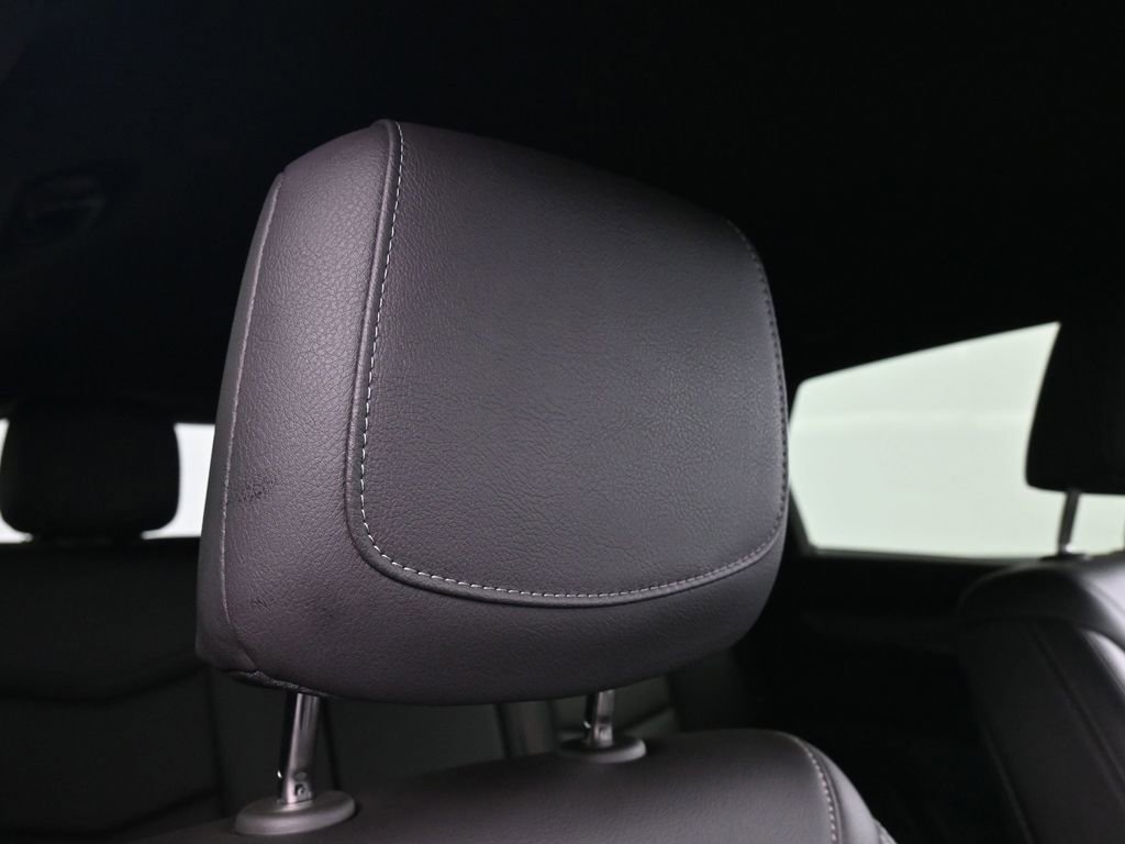 Used 2024 Cadillac XT5 Luxury image 18
