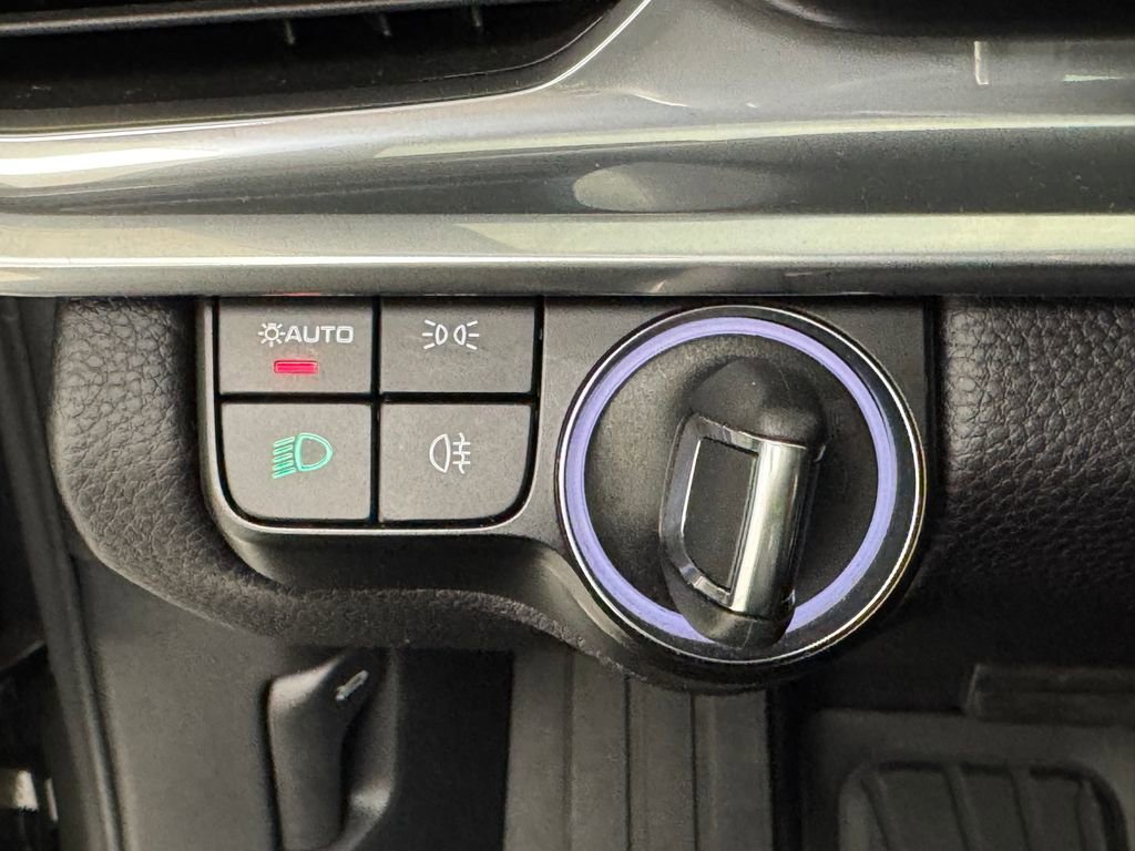 Used 2023 Porsche Panamera 4 Platinum Edition image 31