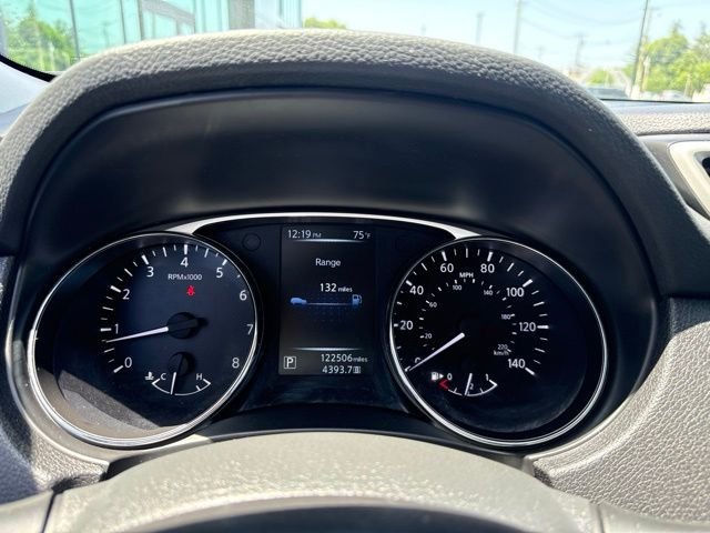 Used 2016 Nissan Rogue S w/ Appearance Package FWD image 20