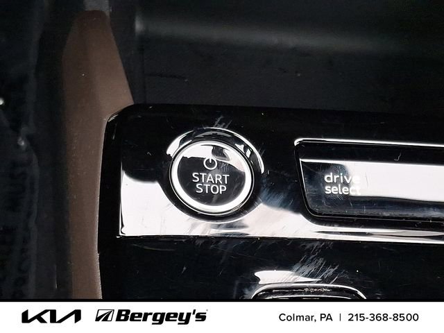 Used 2025 Audi Q6 e-tron Premium w/ Convenience Package image 25