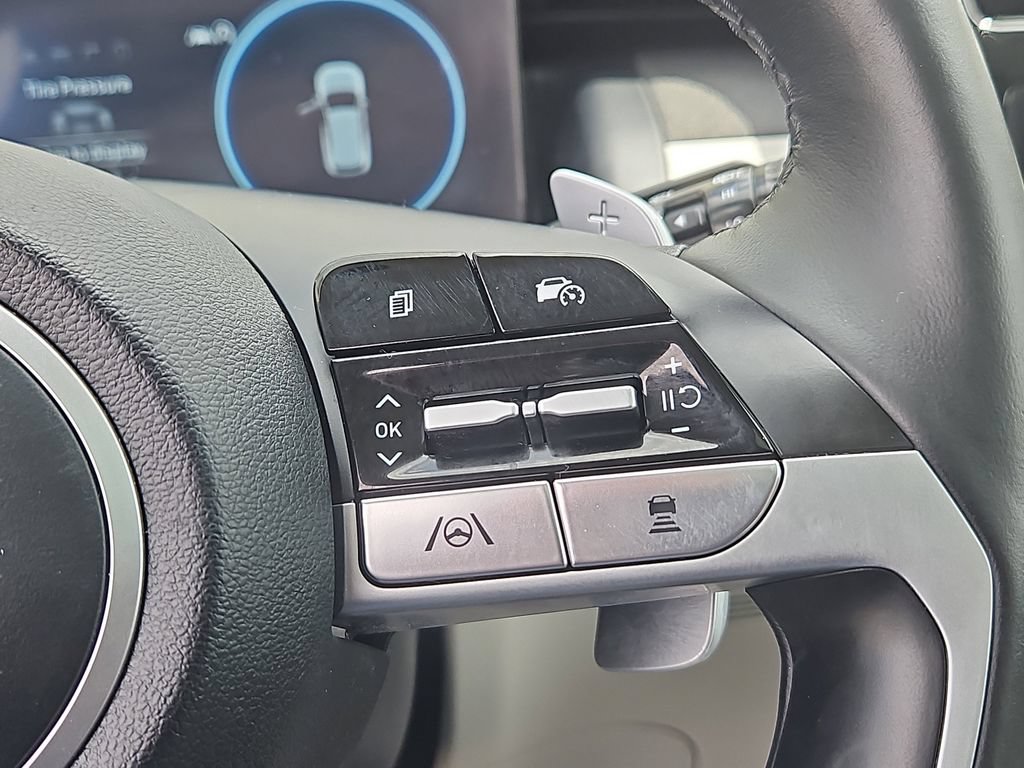 Used 2023 Hyundai Tucson Limited AWD/4WD image 28