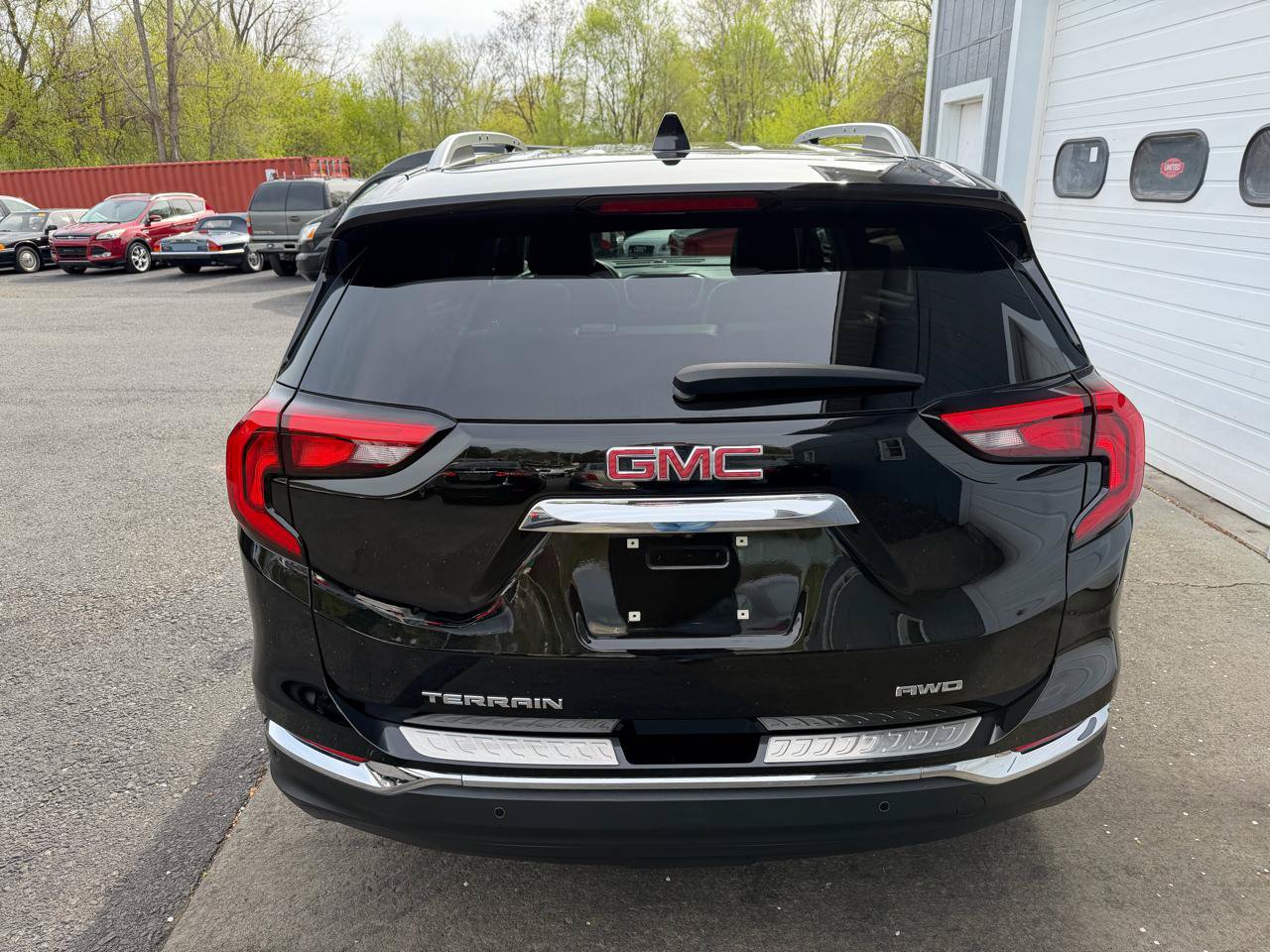 Used 2018 GMC Terrain SLT w/ Infotainment Package II AWD/4WD image 5