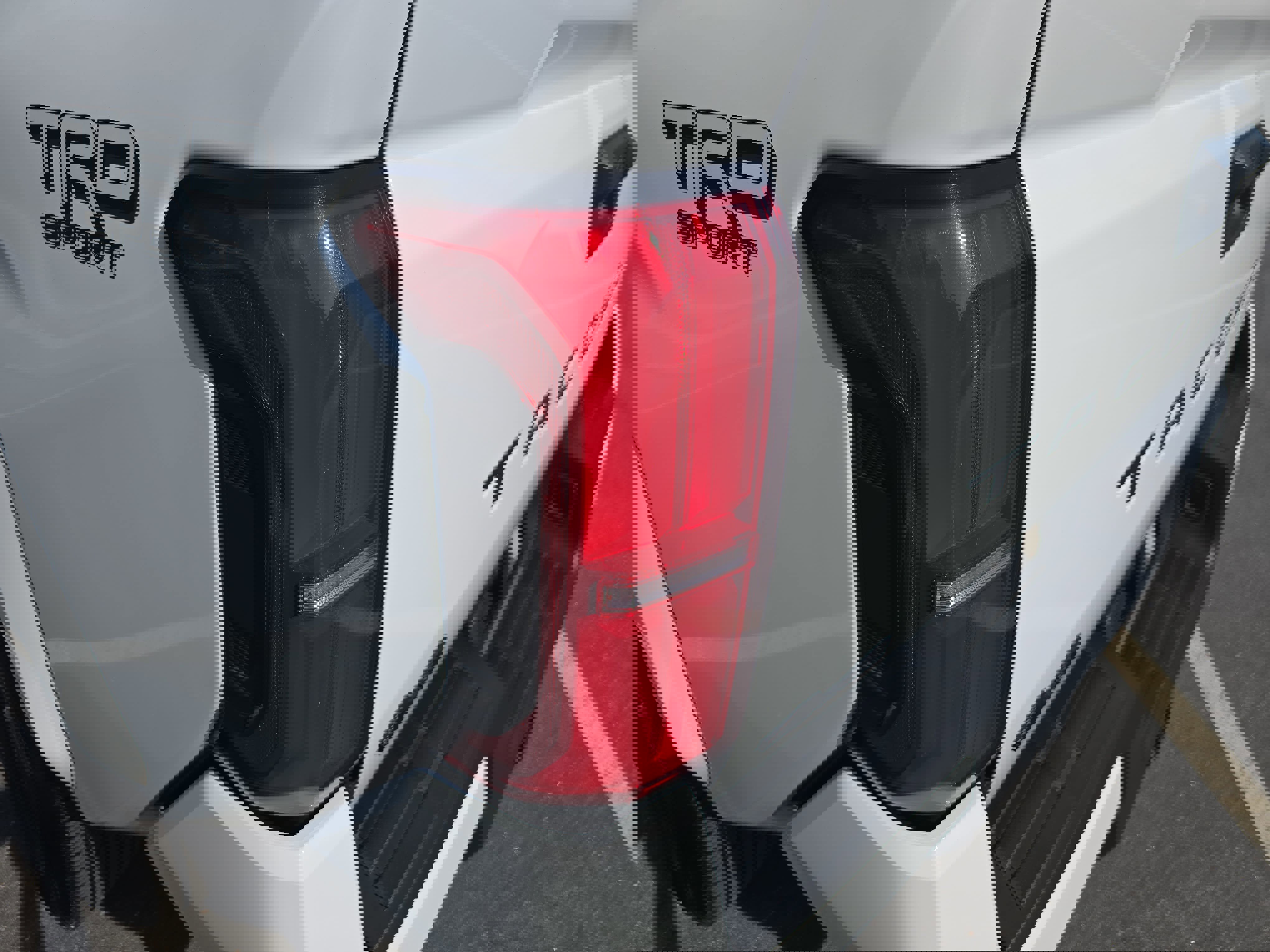 Used 2025 Toyota Tacoma TRD Sport image 37