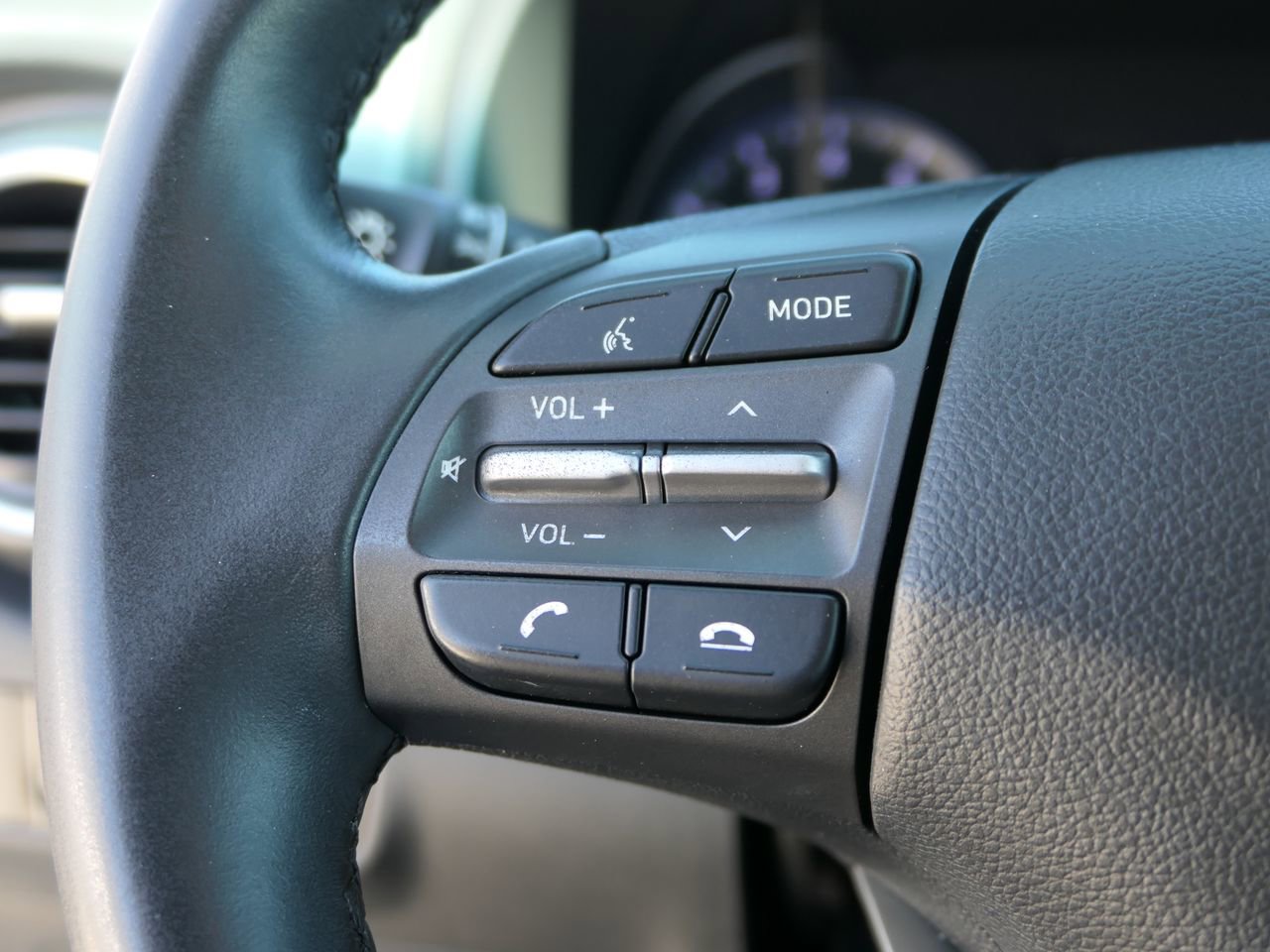 Used 2020 Hyundai Kona SEL w/ Cargo Package FWD image 15