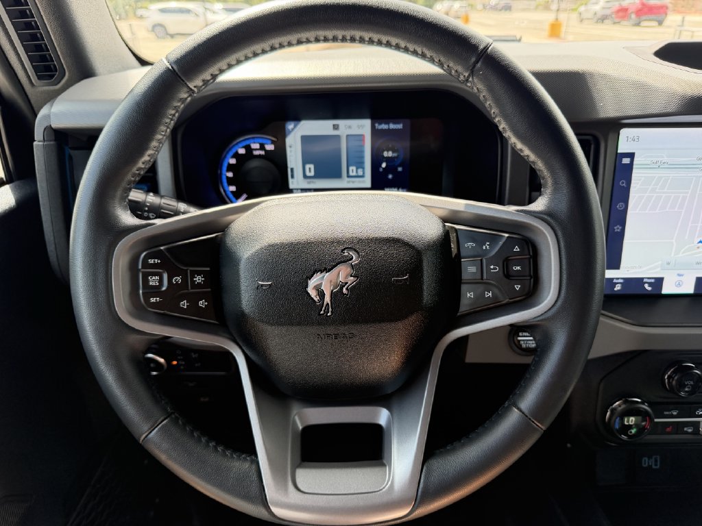 Used 2024 Ford Bronco Black Diamond AWD/4WD image 15