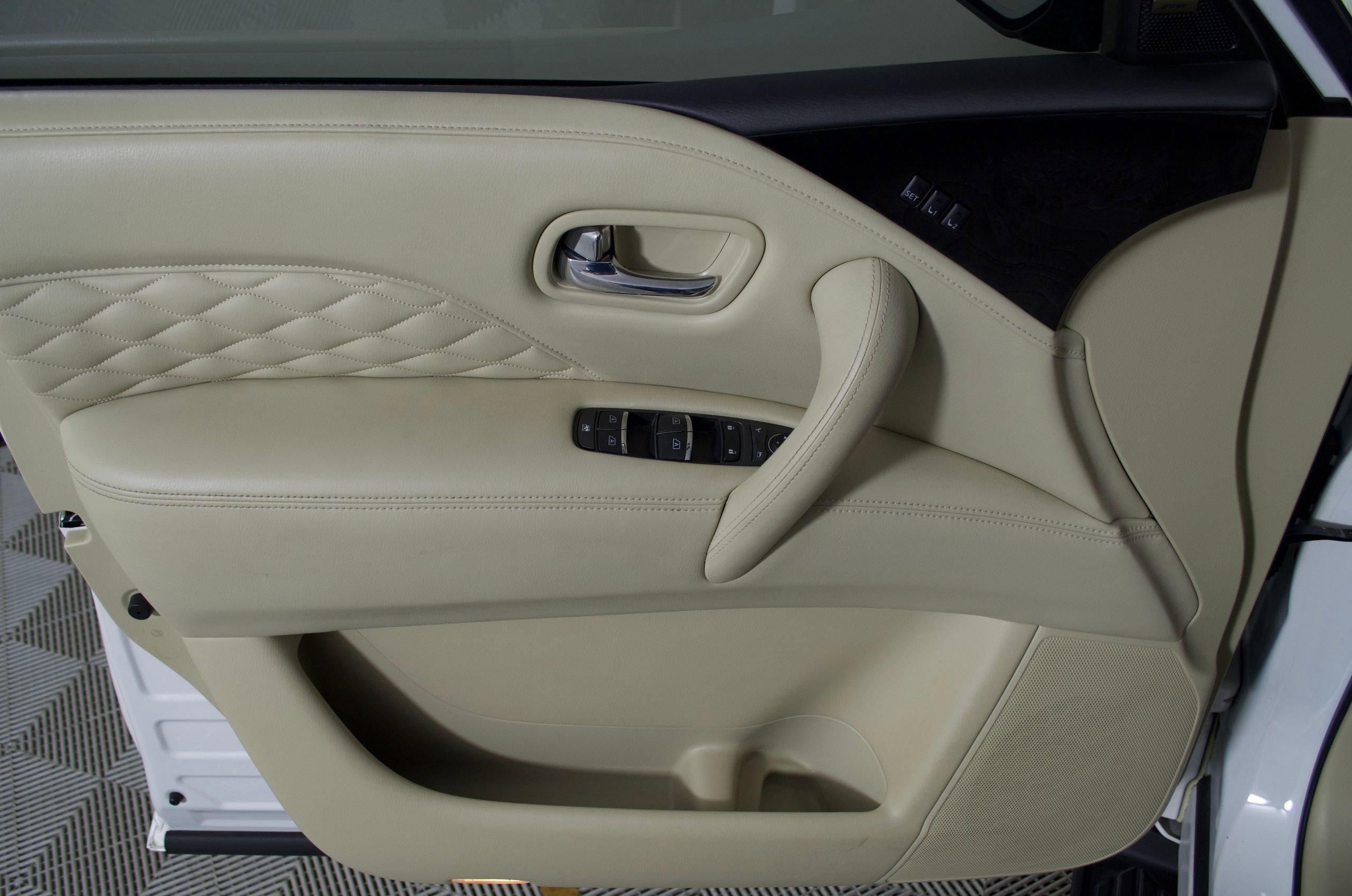 Used 2019 INFINITI QX80 Luxe w/ Proactive Package image 15