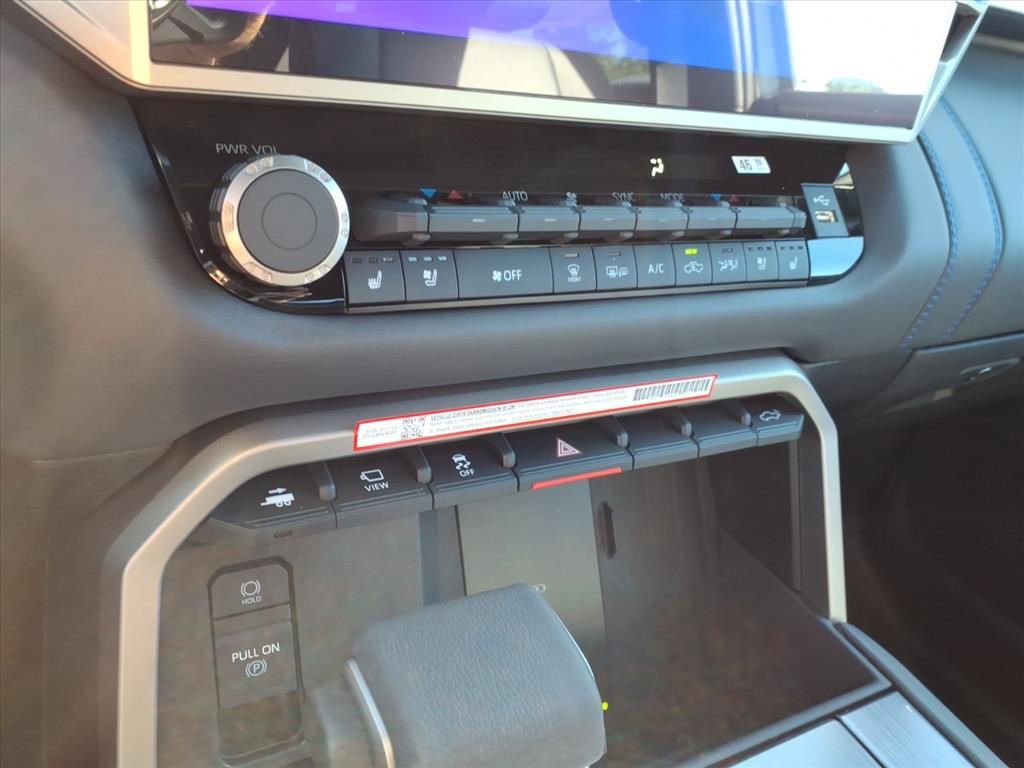 New 2026 Toyota Tundra Platinum image 17