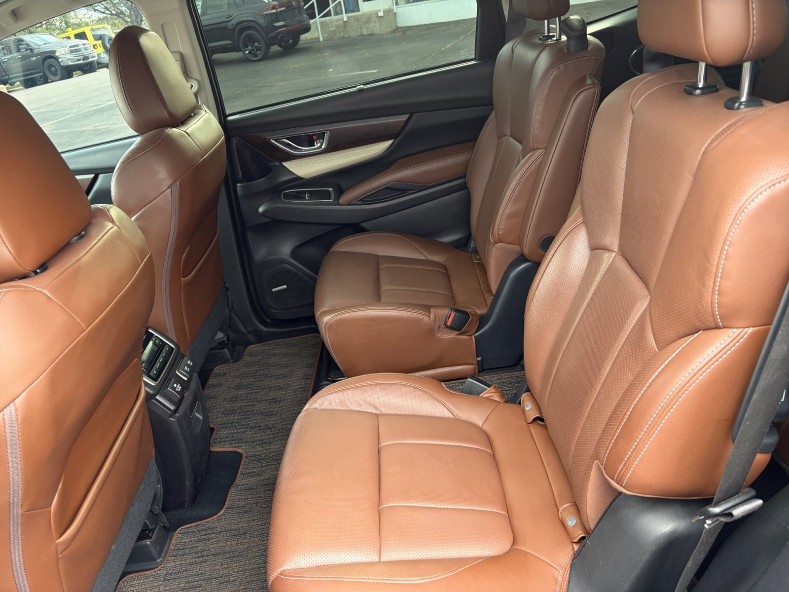 Used 2019 Subaru Ascent Touring w/ Popular Package #2 AWD/4WD image 17