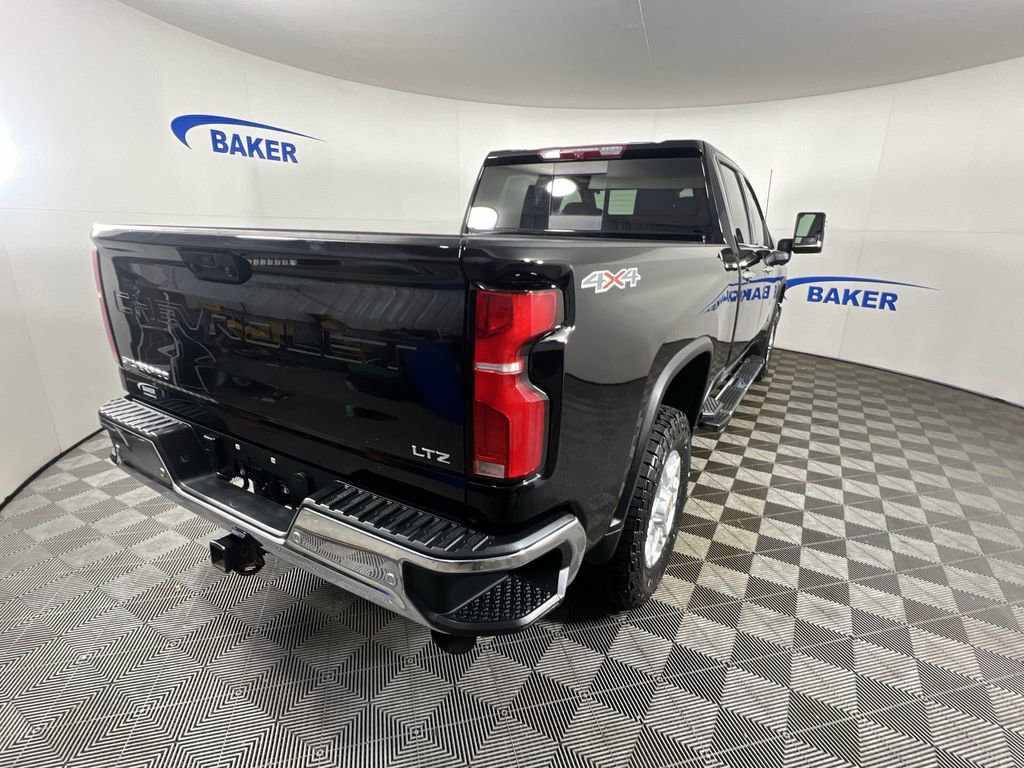 Used 2024 Chevrolet Silverado 3500 LTZ w/ LTZ Plus Package image 9