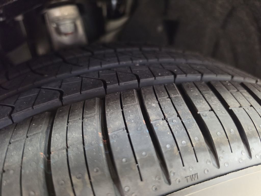 New 2026 Dodge Durango SRT Hellcat w/ 3rd Row Seating Group image 11