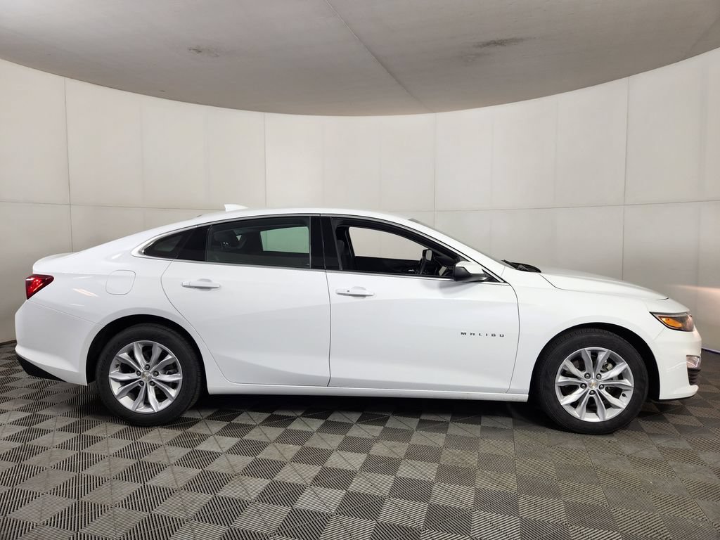 Used 2025 Chevrolet Malibu LT FWD image 8
