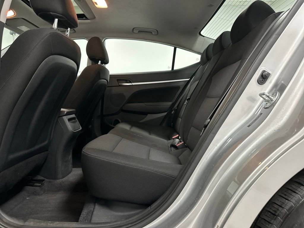 Used 2020 Hyundai Elantra Value Edition w/ Cargo Package (C1) FWD image 17