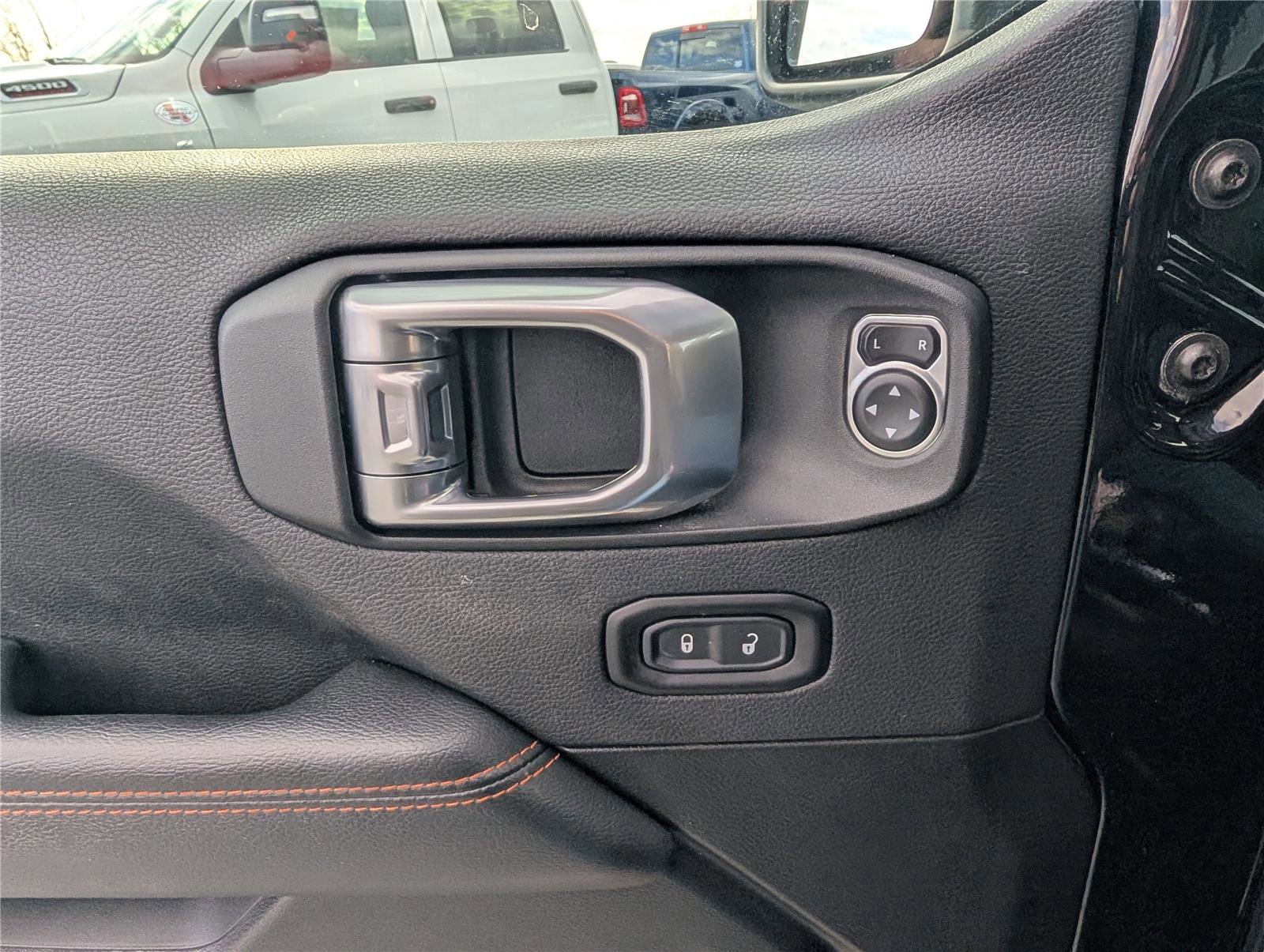 Used 2022 Jeep Gladiator Mojave w/ LED Lighting Group image 20