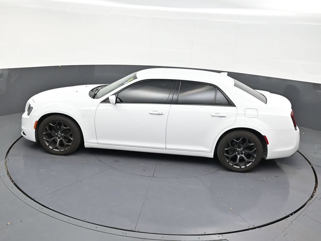 Used 2020 Chrysler 300 S RWD image 13