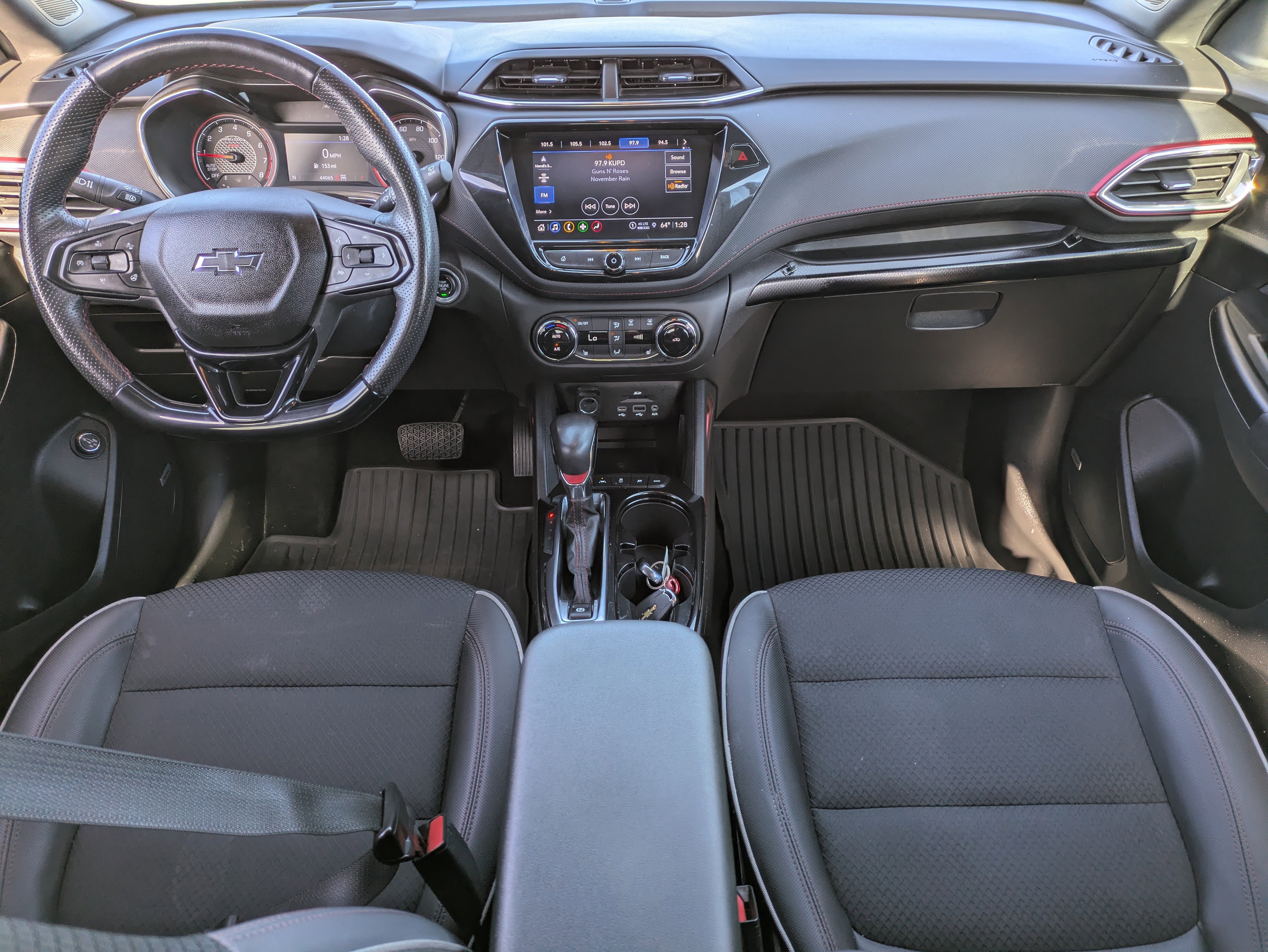 Used 2023 Chevrolet TrailBlazer RS w/ Sun and Liftgate Package image 15