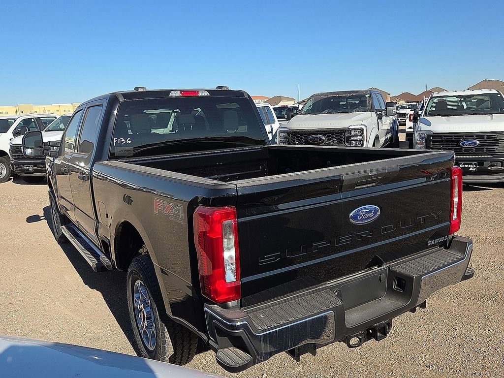 New 2026 Ford F250 XLT w/ FX4 Off-Road Package image 3