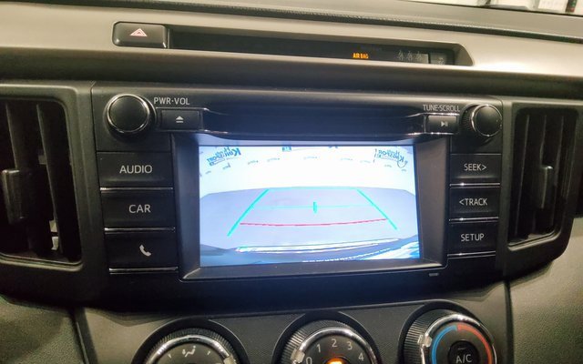 Used 2018 Toyota RAV4 LE image 35