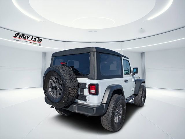 Used 2025 Jeep Wrangler Sport S image 3