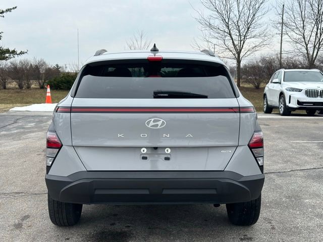 Used 2025 Hyundai Kona SEL image 6