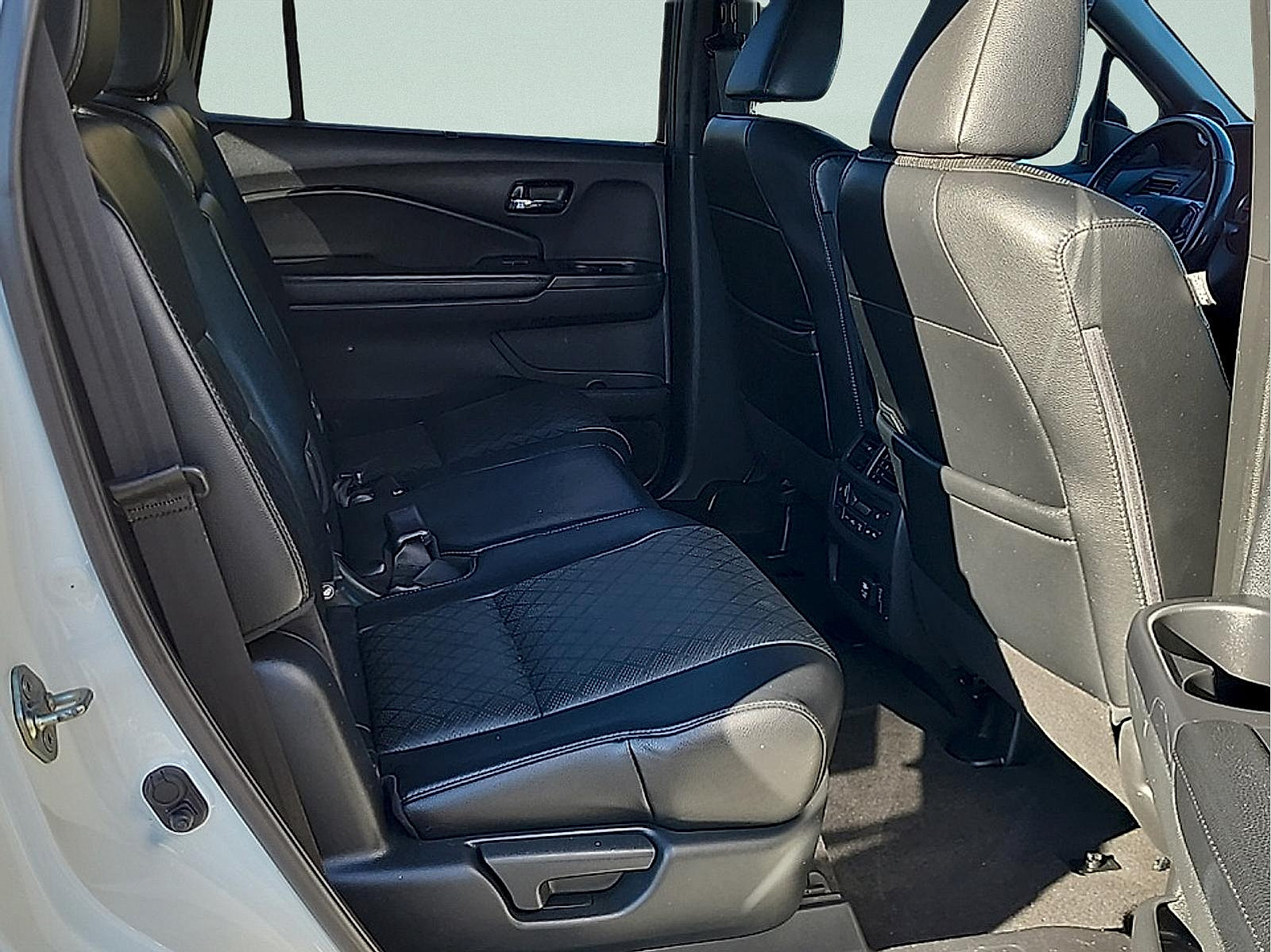 Used 2019 Honda Passport Elite image 11