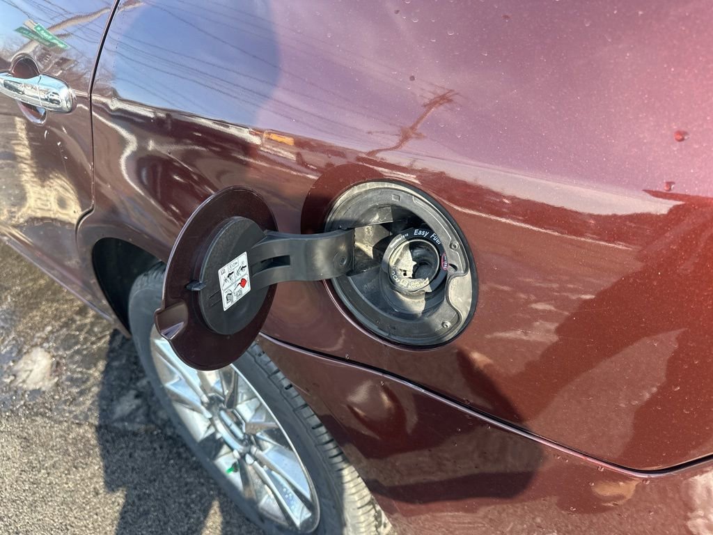 Used 2012 Lincoln MKZ image 42