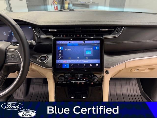 Used 2022 Jeep Grand Cherokee L Limited AWD/4WD image 15