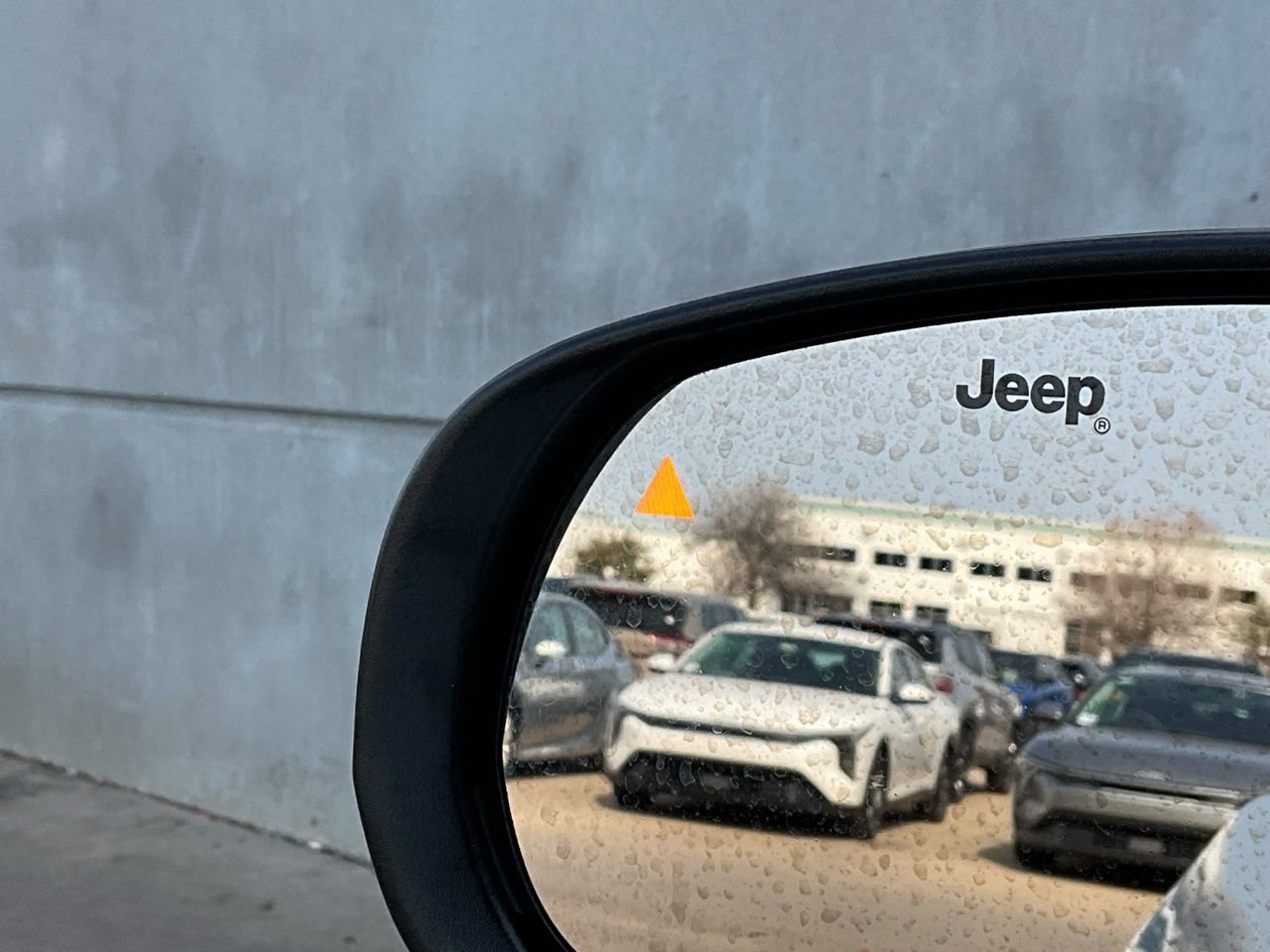 Used 2025 Jeep Compass Trailhawk image 19