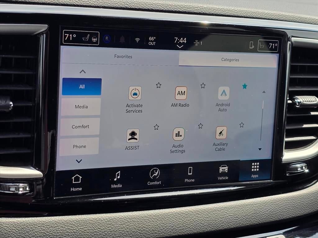 Used 2025 Chrysler Pacifica Select FWD image 20
