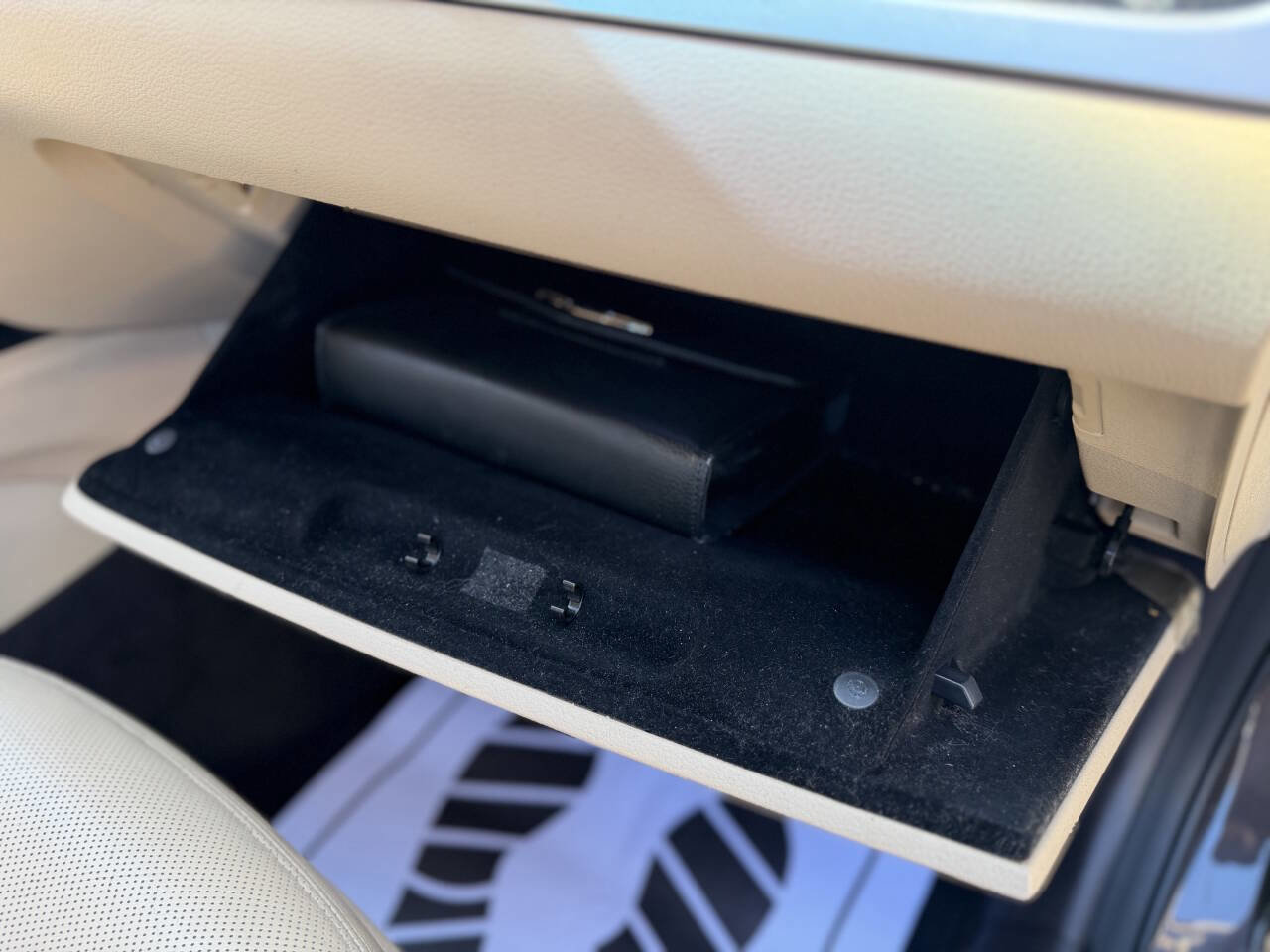 Used 2017 Genesis G80 3.8 image 24