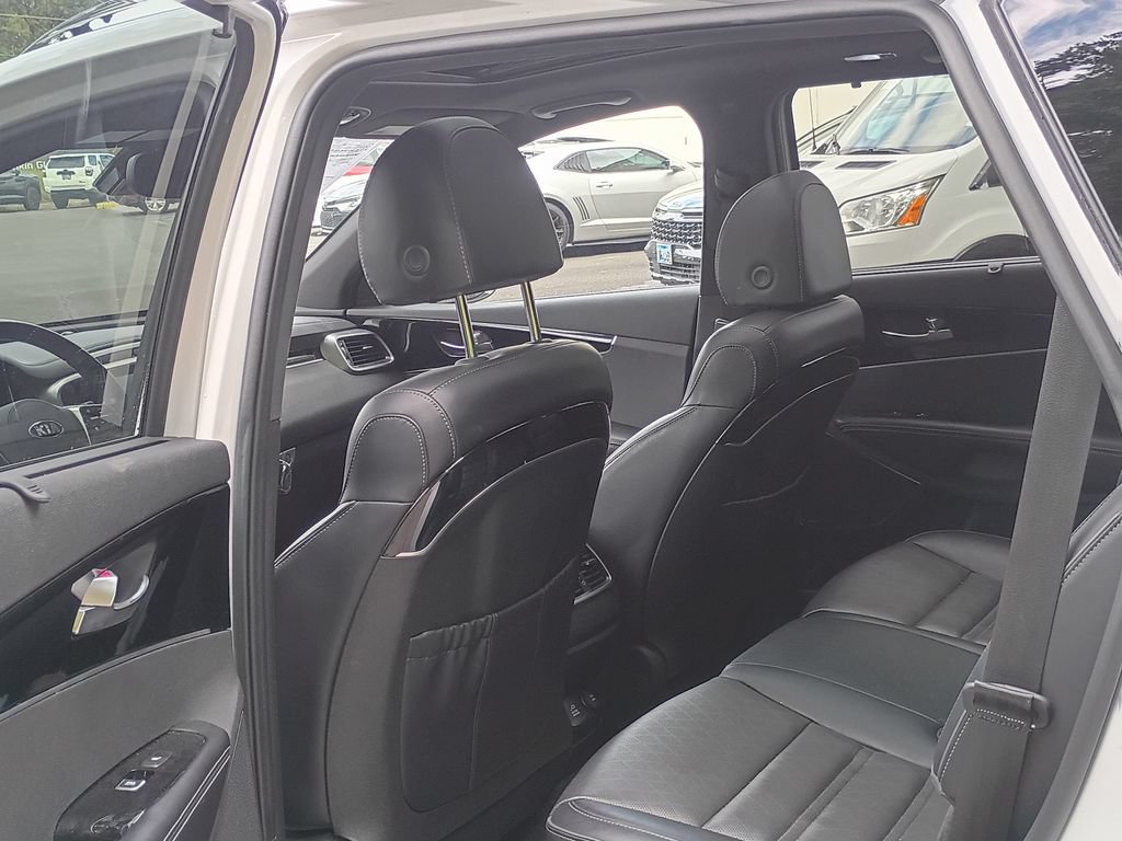 Used 2019 Kia Sorento SX AWD/4WD image 16
